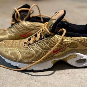 Nike Kids Gold and Red Sneakers